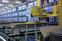 europes-largest-plastic-pallet-box-stirs-interest-in-the-uk-2-high-res