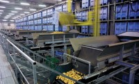 europes-largest-plastic-pallet-box-stirs-interest-in-the-uk-3-high-res
